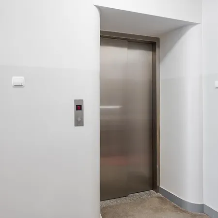 Solec Royal Blue Apartment *